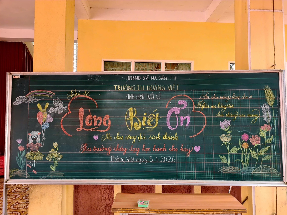 Hoạt động ngoại khóa với chủ đề "Lòng biết ơn"